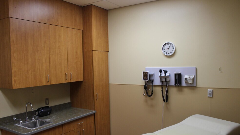 More Photos Of 7025 E Michigan Ave, Saline Freestanding For Lease