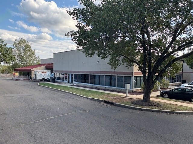 More Photos Of 216 Us Highway 206, Hillsborough Light Distribution For Lease