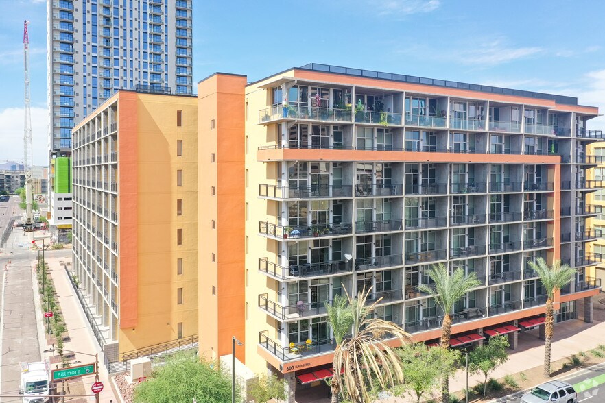 Primary Photo Of 600 N 4th St, Phoenix Apartments For Lease