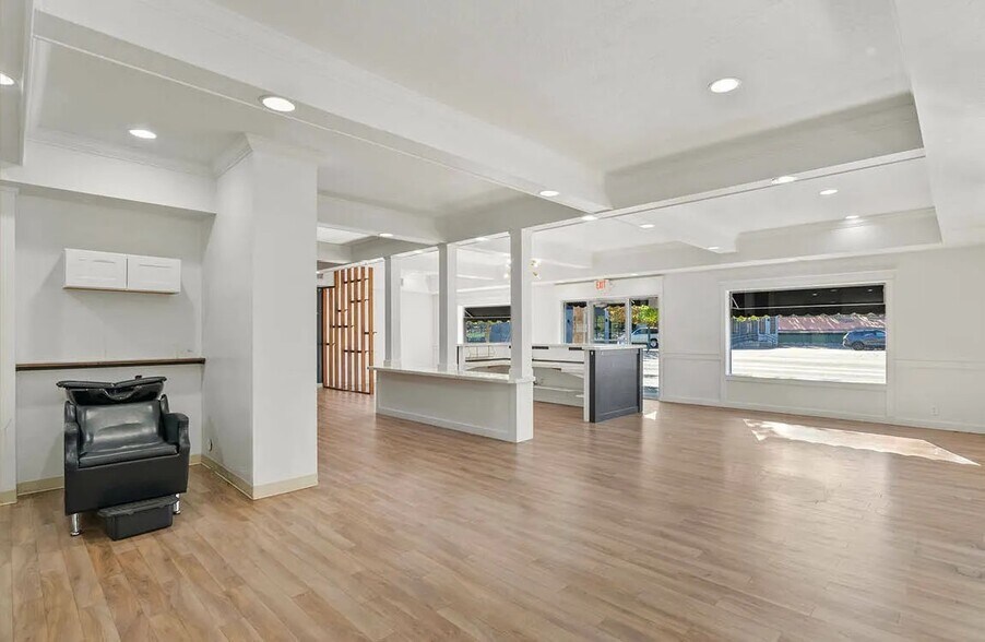 More Photos Of 1506-1524 Northwest Blvd, Coeur d'Alene Storefront Retail Office For Lease