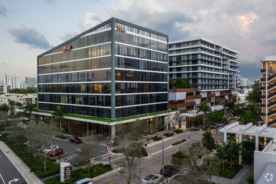 More Photos Of 2980 NE 207th St, Aventura Office Residential For Lease