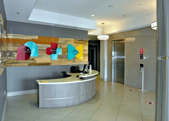 More Photos Of 7102 N Sam Houston Pky W, Houston Office For Lease