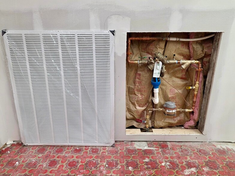 More Photos Of 972 Patterson Rd, Dayton Freestanding For Sale