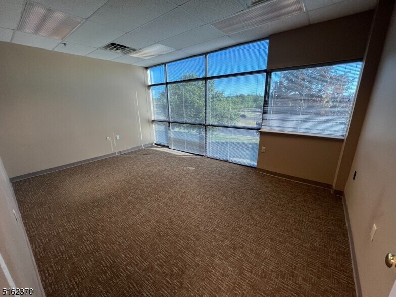 More Photos Of 3121 US Highway 22, Branchburg Coworking Space