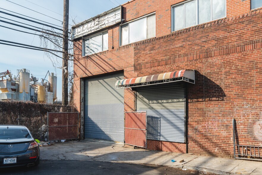 More Photos Of 9312 179th Pl, Jamaica Warehouse For Sale