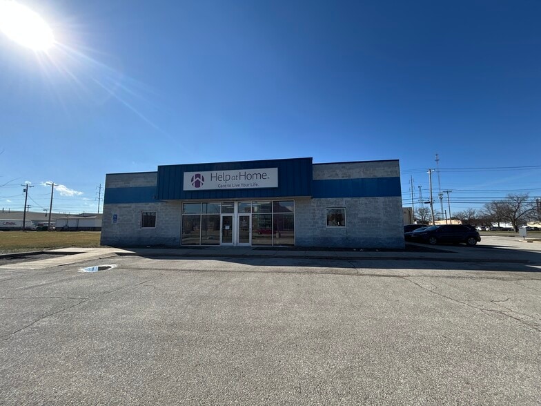 More Photos Of 1201 S Michigan St, South Bend Freestanding For Sale