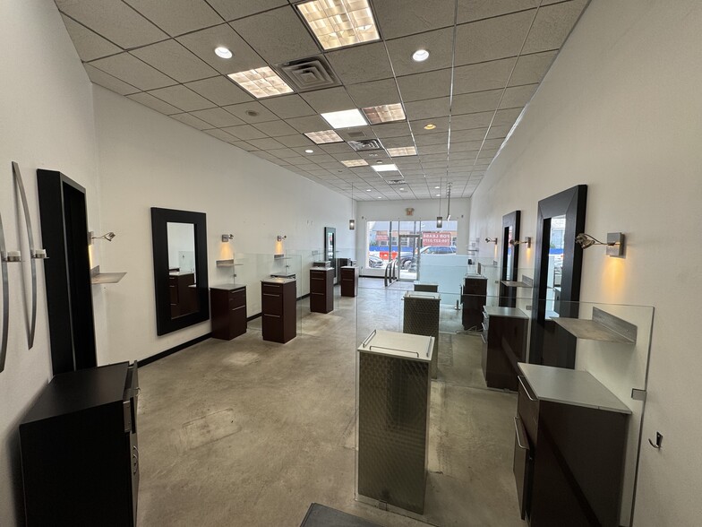 More Photos Of 2000 Harrison St, Hollywood Unknown For Lease