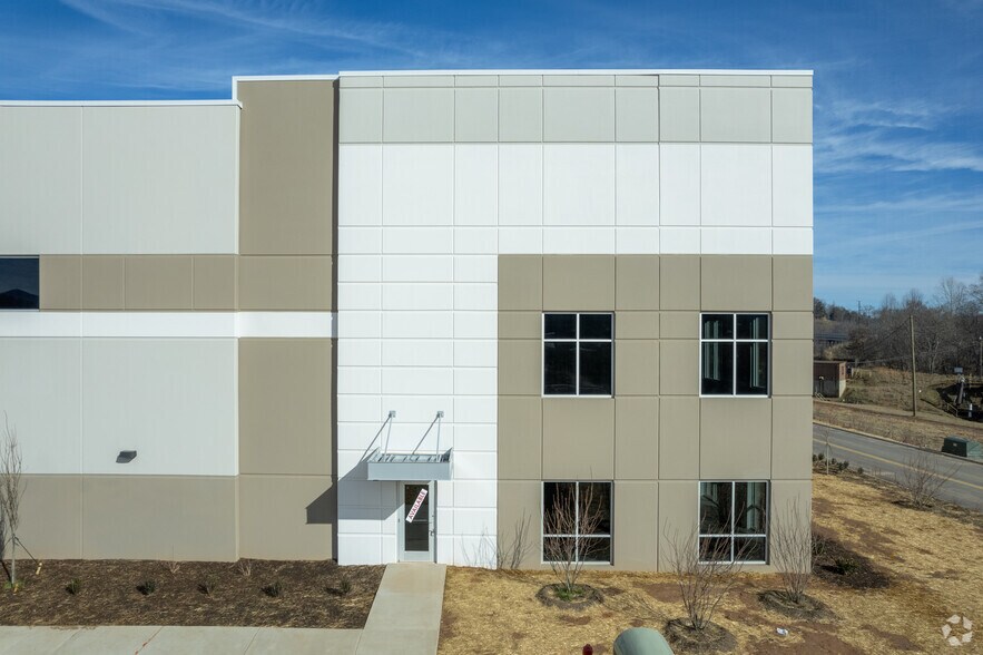 More Photos Of 261 Enka Heritage Parkway, Candler Distribution For Lease