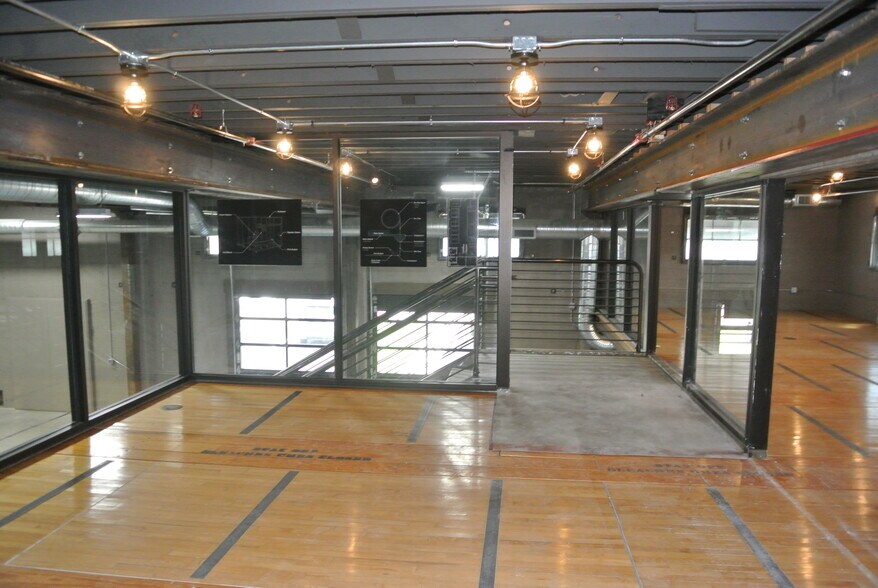 More Photos Of 216 E Coeur D Alene Ave, Coeur d'Alene Bar For Lease