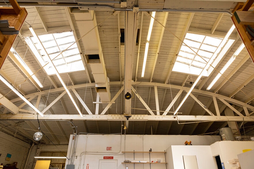 More Photos Of 5511 Pacific Blvd, Huntington Park Warehouse For Sale