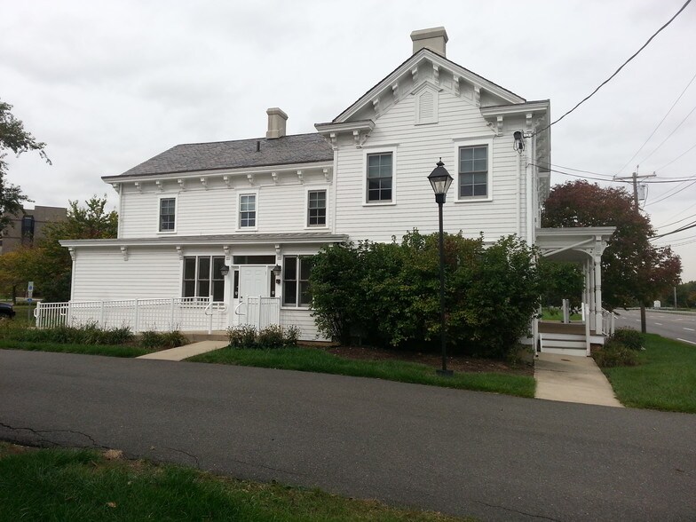 More Photos Of 292 Prospect Plains Rd, Cranbury Office For Lease