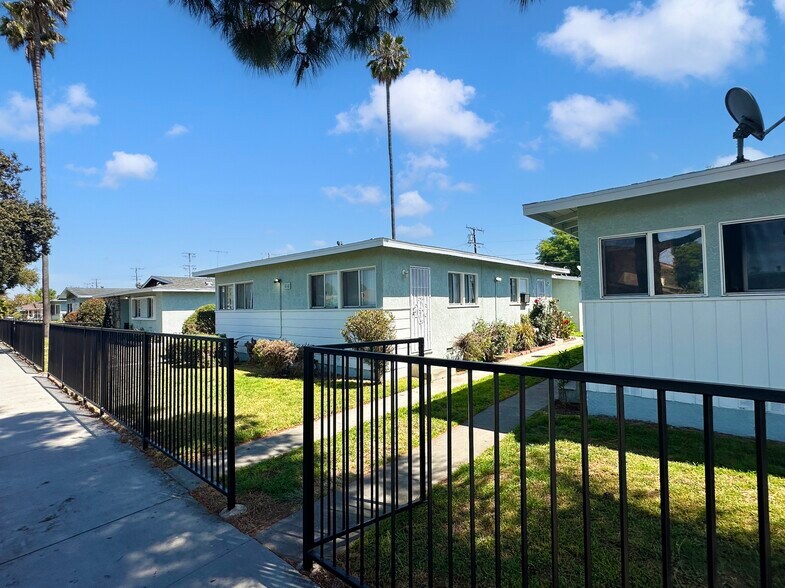 More Photos Of 612 N Olive St, Anaheim Apartments For Sale