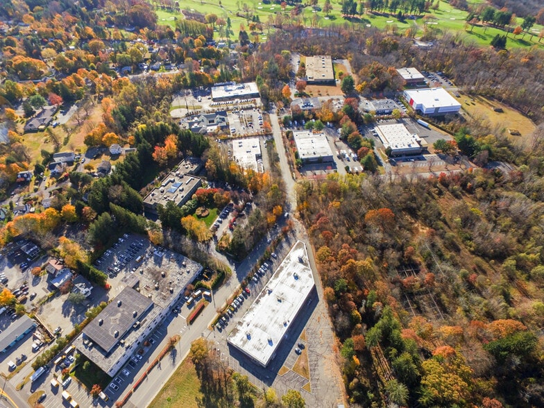 More Photos Of 40 Radio Circle Dr, Mount Kisco Flex For Sale