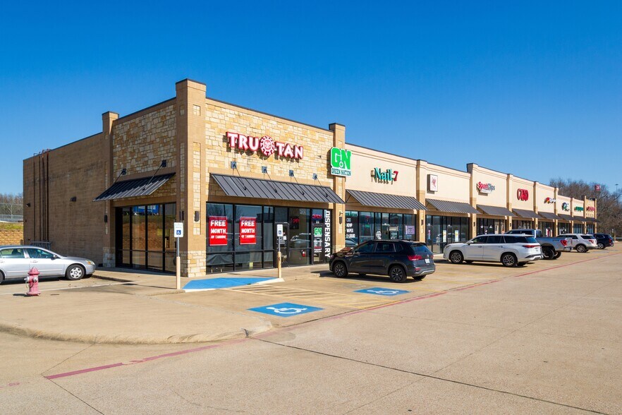 Primary Photo Of 3222 S Main St, Lindale Freestanding For Sale