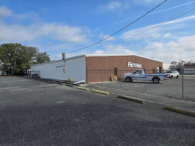 More Photos Of 1408 Haines St, Jacksonville Service For Lease