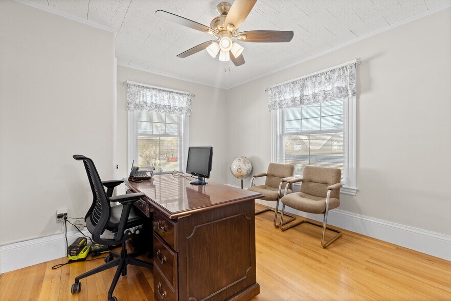 More Photos Of 327 Central St, Saugus Office For Sale