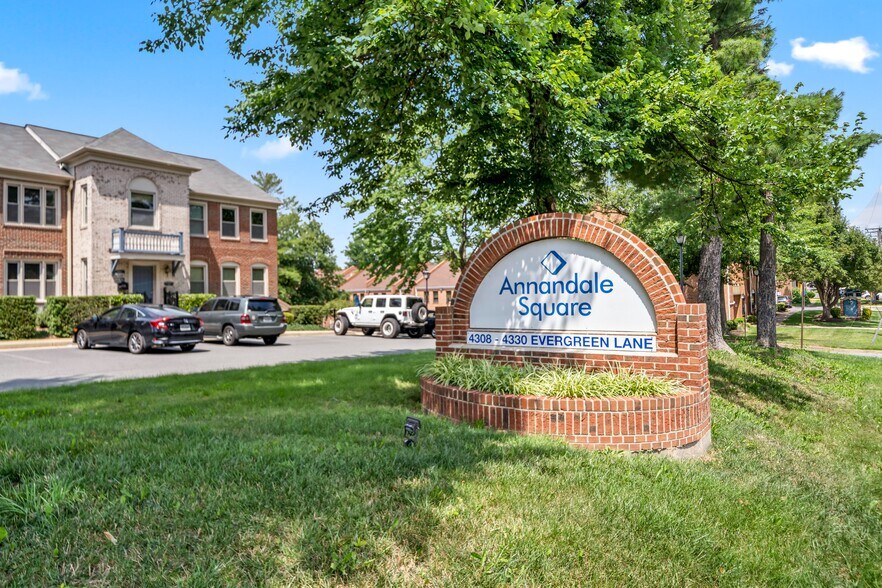 More Photos Of 4308-4312 Evergreen Ln, Annandale Office For Lease