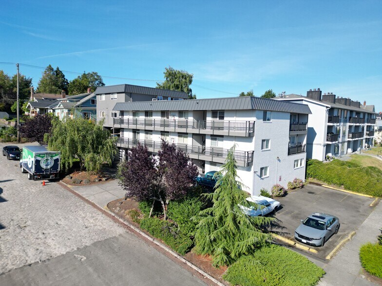 More Photos Of 1002 N J St, Tacoma Apartments For Sale