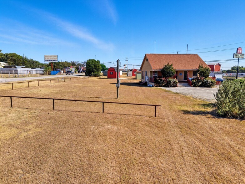 More Photos Of 15524 N Interstate 35, Austin Land For Sale