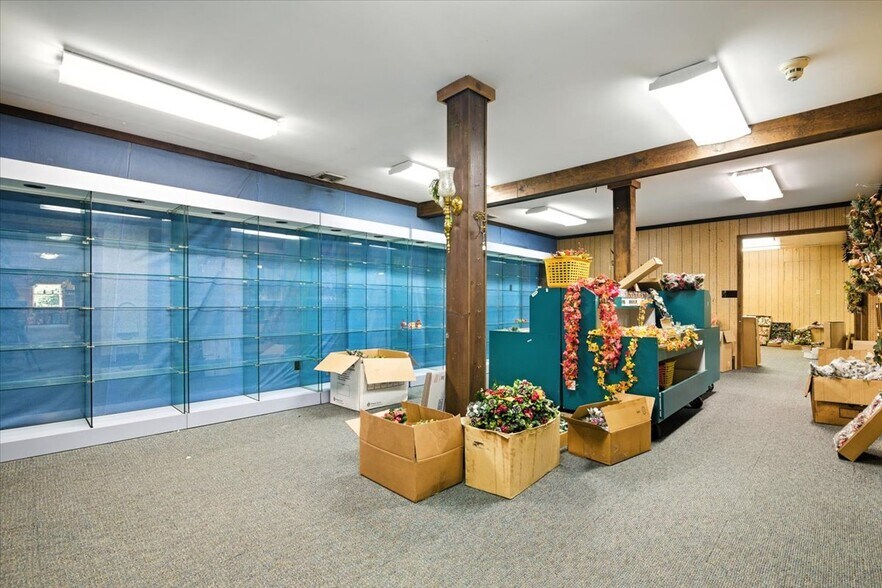 More Photos Of 1993 Milford Rd, East Stroudsburg Freestanding For Lease