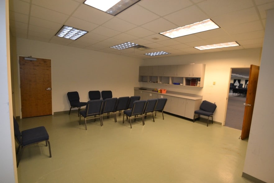 More Photos Of 3604 Macon Rd, Columbus Unknown For Lease