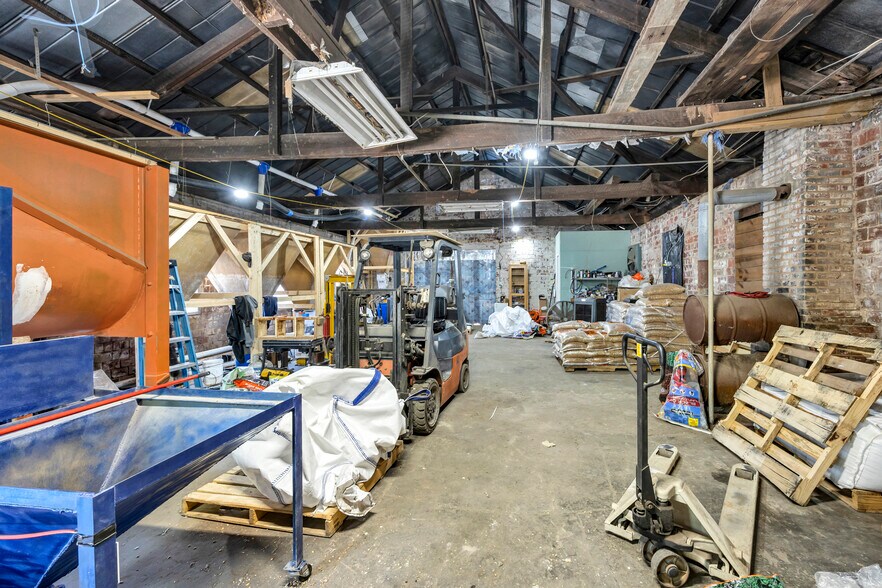 More Photos Of 1177 Richtex Rd, Winnsboro Showroom For Sale