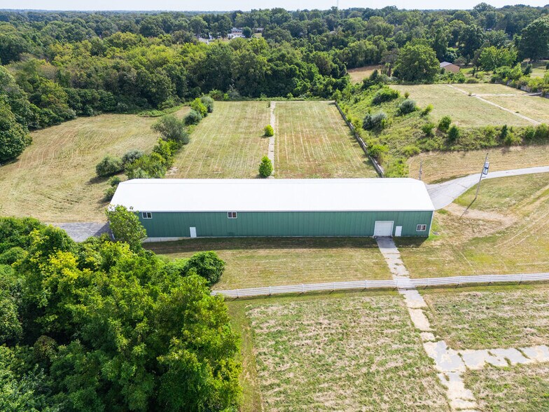 More Photos Of 3804 Stanka Ln, Godfrey Land For Lease