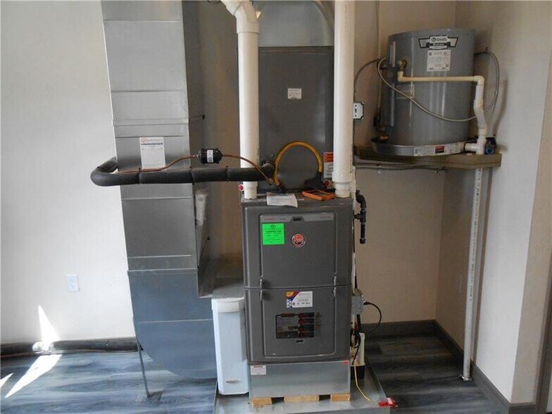 More Photos Of 205 Clairton Blvd, Pittsburgh Office For Lease