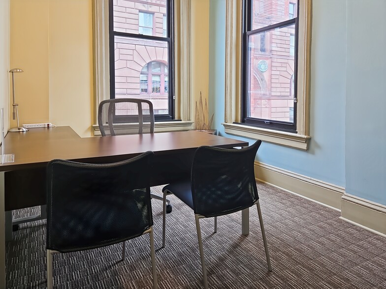 More Photos Of 103-107 W 9th St, Kansas City Coworking Space