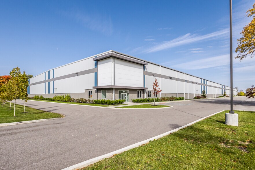 More Photos Of 6701 Nimtz Pky, South Bend Distribution For Sale