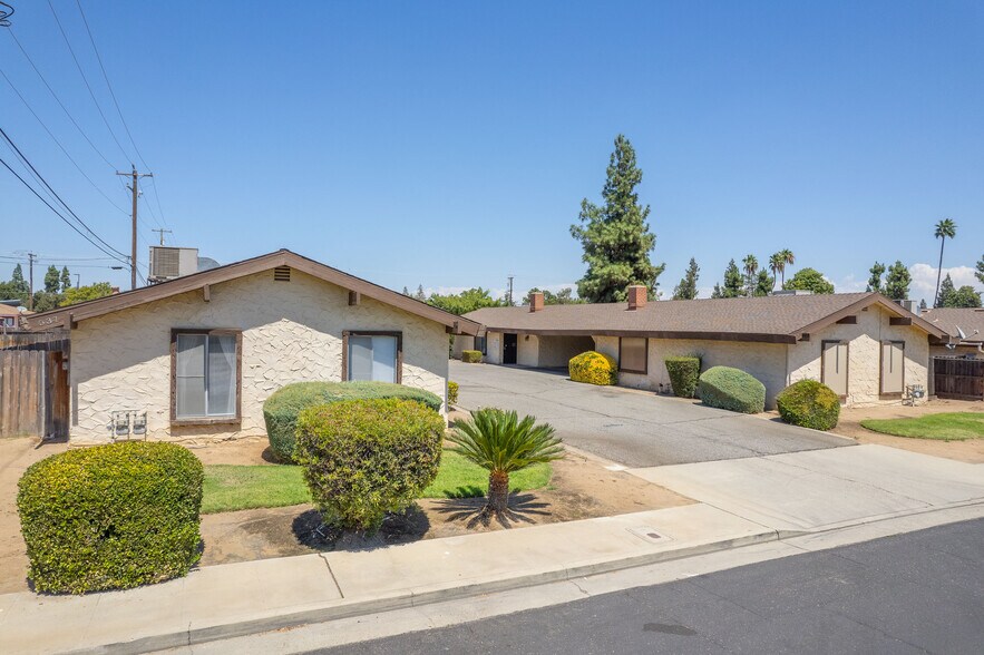 Primary Photo Of 523 W Mesa Ave, Clovis Apartments For Sale
