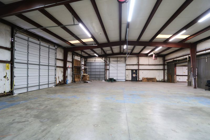 More Photos Of 2125 Airport Rd, Greer Light Distribution For Lease