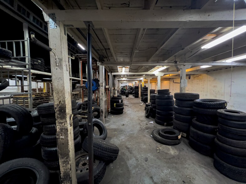 More Photos Of 7829-7839 W Grand Ave, Elmwood Park Warehouse For Sale