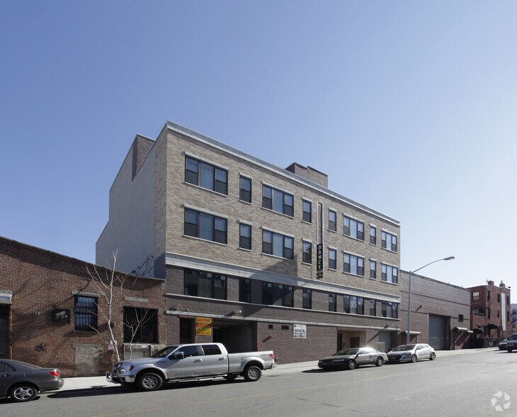 More Photos Of 159-163 20th St, Brooklyn Coworking Space