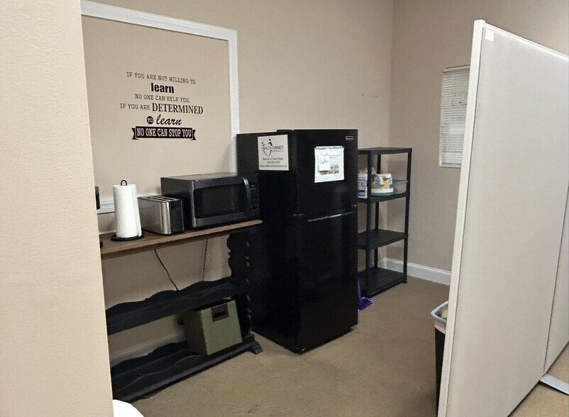 More Photos Of 3030 McEver Rd, Gainesville Medical For Sale