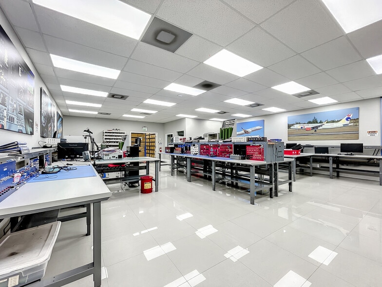 More Photos Of 2550 NW 4th Ct, Fort Lauderdale Warehouse For Sale