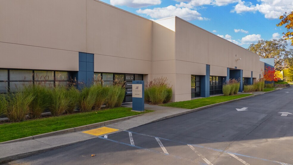 More Photos Of 831 Latour Ct, Napa Research And Development For Lease