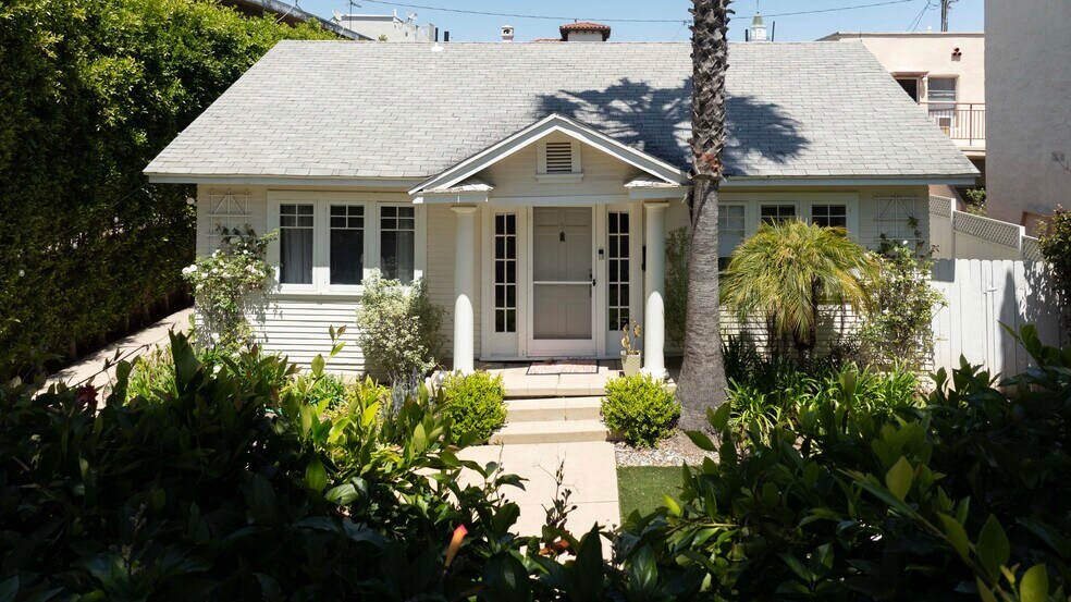 More Photos Of 1047 9th St, Santa Monica Apartments For Sale