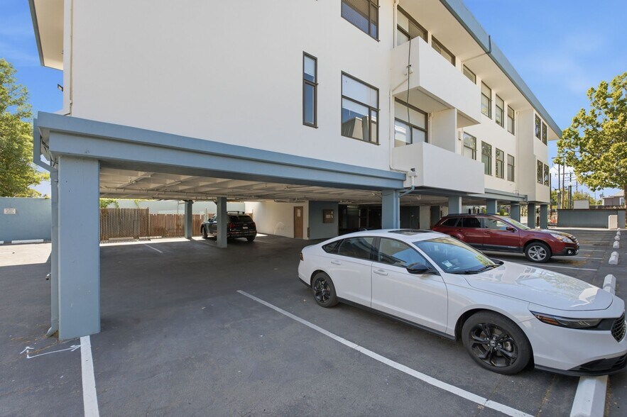 More Photos Of 6500 Fairmount Ave, El Cerrito Storefront Retail Office For Sale