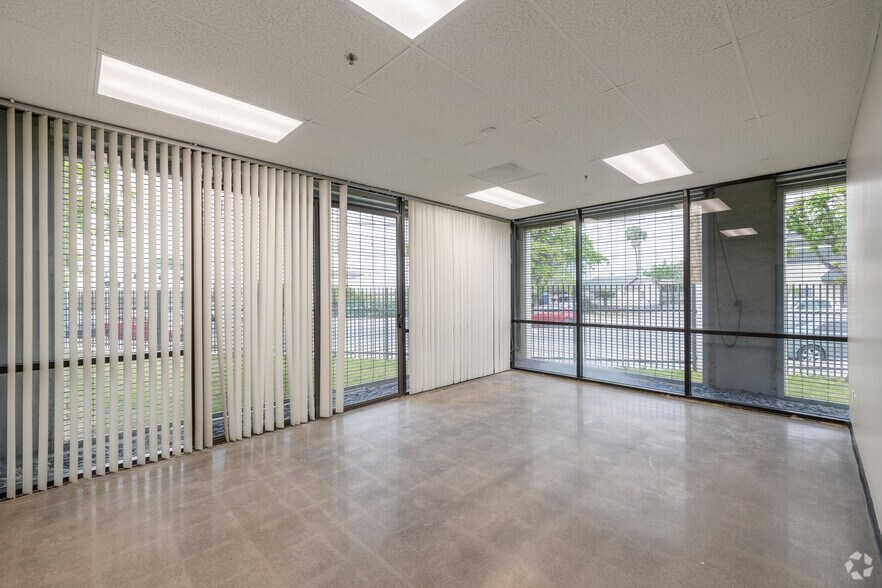 More Photos Of 9848 Firestone Blvd, Downey Unknown For Lease