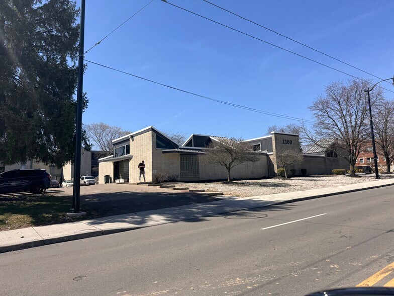 More Photos Of 1100 Salem Ave, Dayton Office For Sale