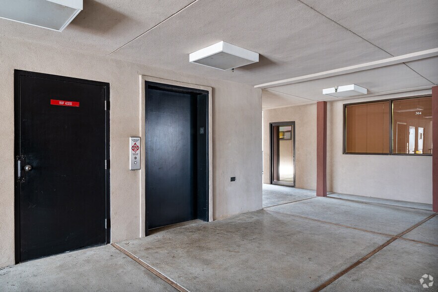 More Photos Of 3550 Q St, Bakersfield Medical For Lease