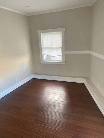 More Photos Of 1645 N La Brea Ave, Los Angeles Storefront Retail Office For Lease
