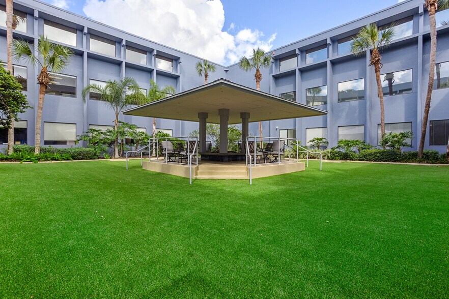 More Photos Of 7825 Baymeadows Way, Jacksonville Office For Sale
