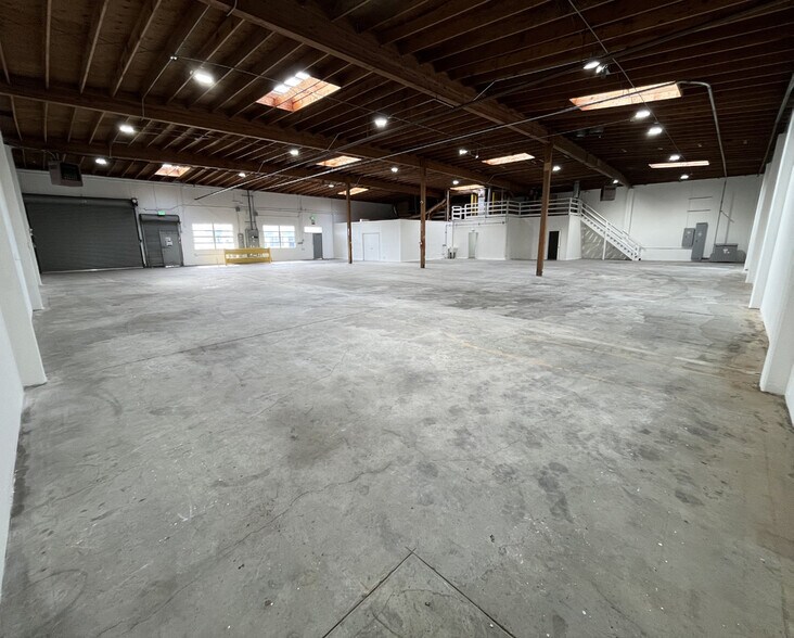 More Photos Of 171 Beacon St, South San Francisco Warehouse For Sale