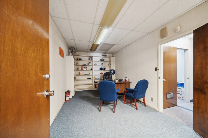 More Photos Of 1203 S Columbia Ave, Tulsa Religious Facility For Sale