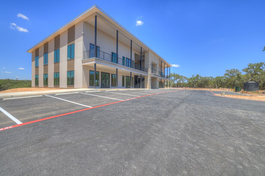 More Photos Of 1878 Herbelin Rd, New Braunfels Office For Sale