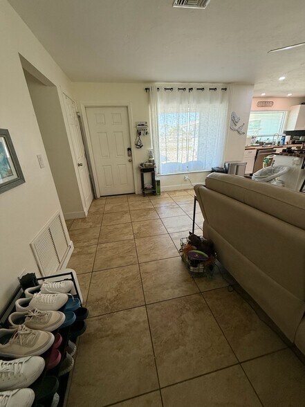 More Photos Of 5460 Bayshore Rd, North Fort Myers Office Residential For Sale