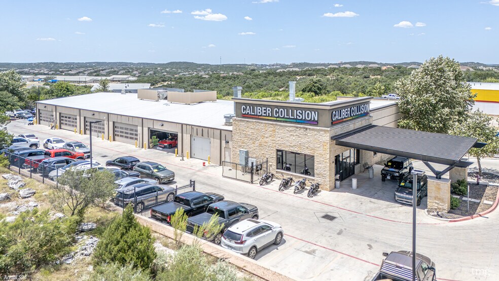 More Photos Of 25627 US Highway 281 N, San Antonio Freestanding For Sale