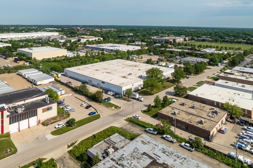 More Photos Of 2290-2300 Hammond Dr, Schaumburg Warehouse For Lease
